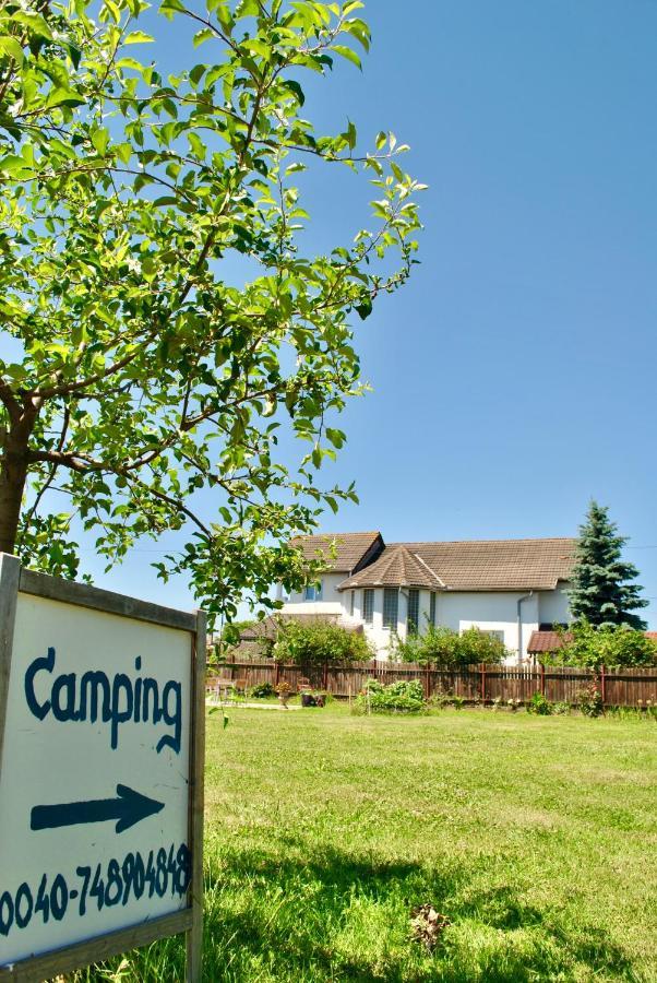 Camping La Foisor トゥルダ エクステリア 写真