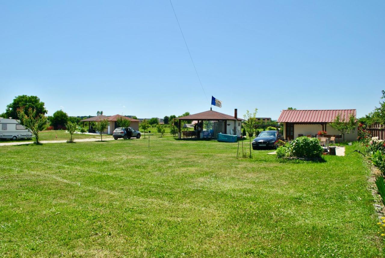 Camping La Foisor トゥルダ エクステリア 写真