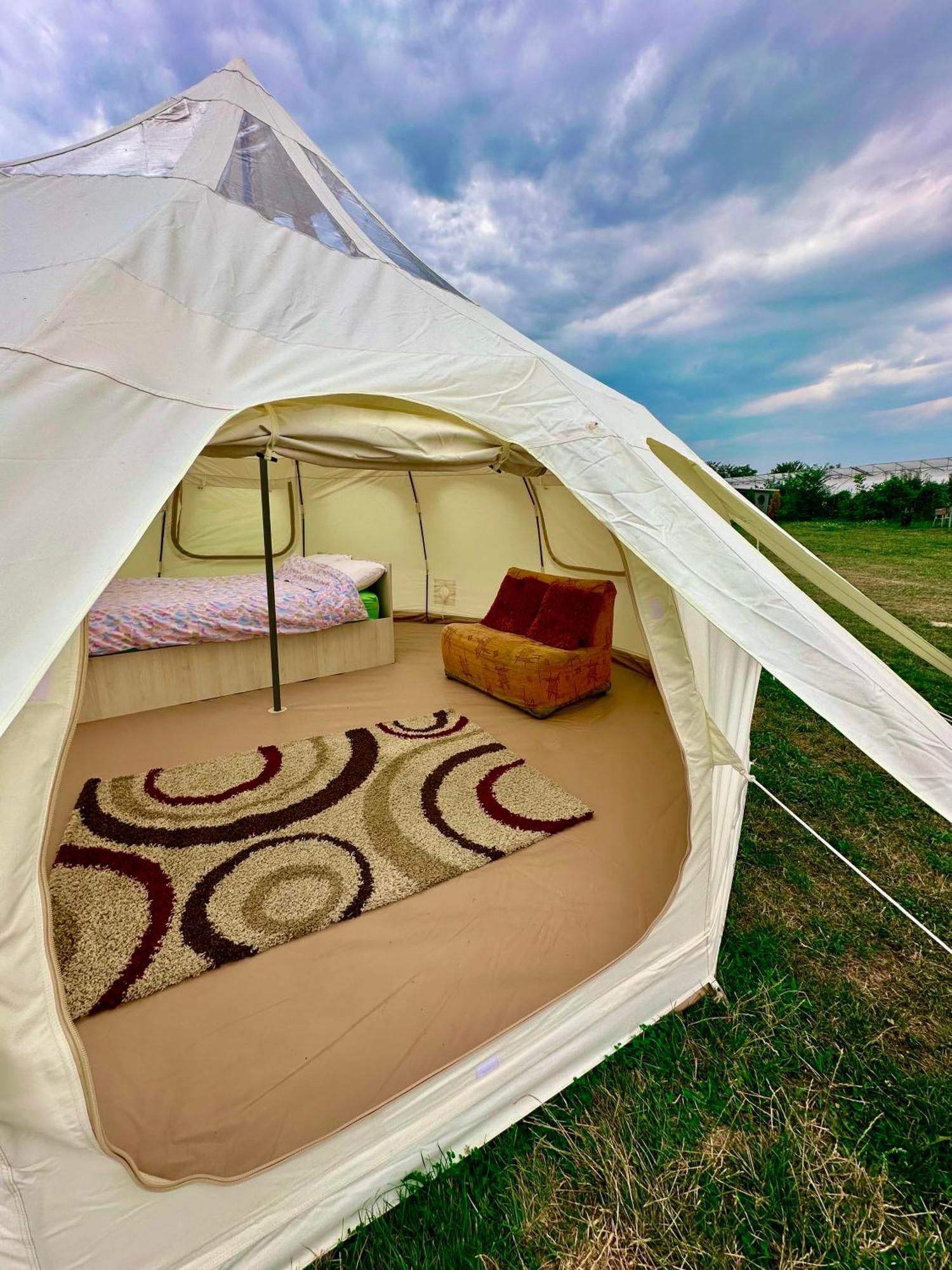 Camping La Foisor トゥルダ エクステリア 写真
